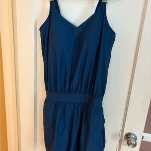Chic Navy Sleeveless Dress